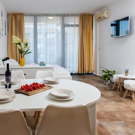 Stylish Flat In The Top Centre Of Sunny Beach By Flаt Manаger Esterno foto